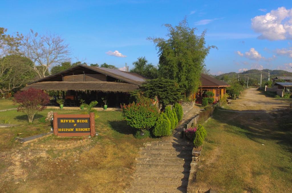 Riverside Hsipaw Resort Екстериор снимка